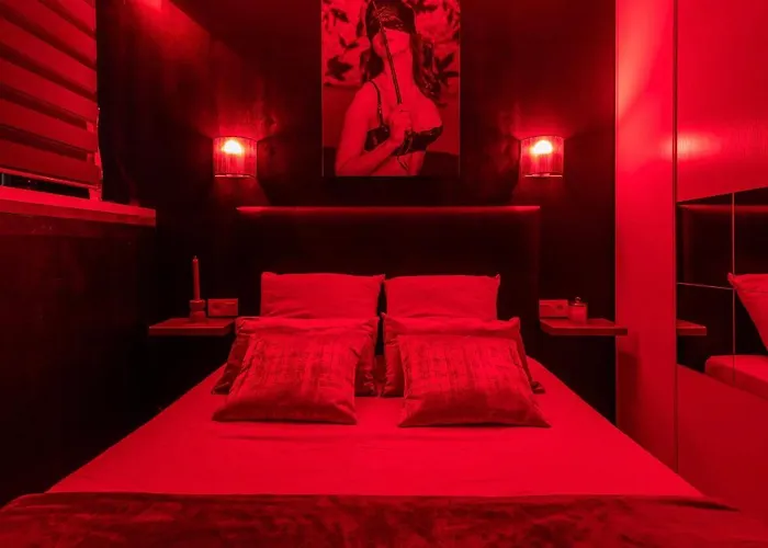Апартаменты Village Naturiste R4n - La Beach&club Luxe