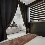 Apartment Club Luxe - Proche - Parking - Climatisation - Village Naturiste Agde